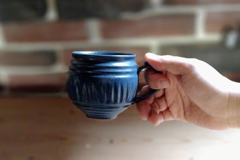 藍マット釉マグカップ